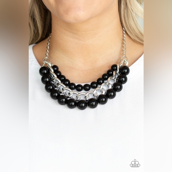 Necklace - Picture 1 of 3